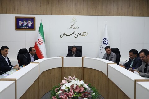 تصاویر /  دیدار نمایندگان رسانه‌های استان با استاندار همدان