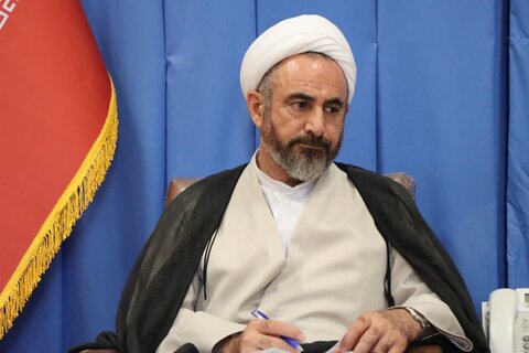 تصاویر/دیدار فرمانده ناحیه بسیج دانشجویی سپاه امیرالمومنین (ع) با امام جمعه ایلام