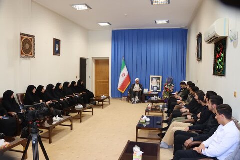 تصاویر/دیدار فرمانده ناحیه بسیج دانشجویی سپاه امیرالمومنین (ع) با امام جمعه ایلام