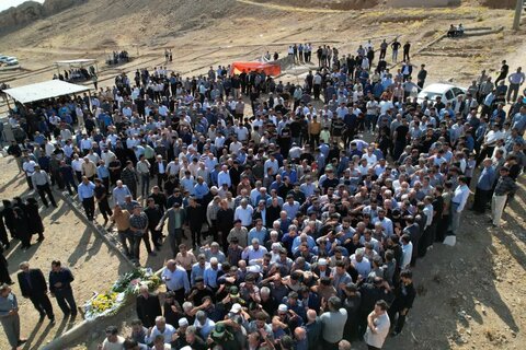 تصاویری از مراسم تشییع پیکر پاک شهید امدادگر کوروش بیرانوند  در خرم آباد