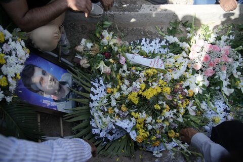 تصاویری از مراسم تشییع پیکر پاک شهید امدادگر کوروش بیرانوند  در خرم آباد