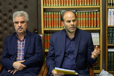 تصاویر | دیدار جمعی از مدیران و کارکنان اداره کل امور مالیاتی آذربایجان شرقی با نماینده ولی فقیه در استان آذربایجان شرقی