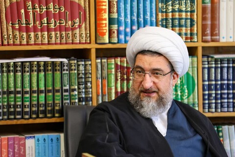 تصاویر | دیدار جمعی از مدیران و کارکنان اداره کل امور مالیاتی آذربایجان شرقی با نماینده ولی فقیه در استان آذربایجان شرقی