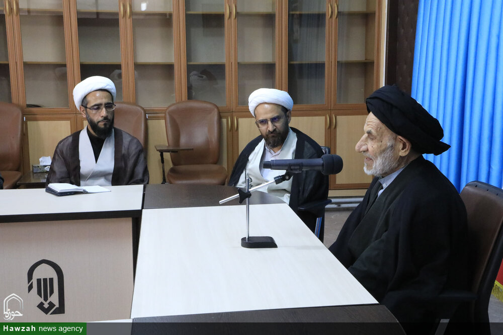 نماز جمعه؛ پایگاهی برای تجلی انسانیت، عدالت و مبارزه جهانی با سلطه است