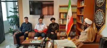 دیدار مسئولان هلال‌احمر استان مرکزی با مدیر حوزه‌ علمیه خواهران استان+ تصاویر