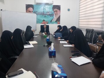 کارگاه آموزشی «روش تحقیق پیمایشی» ویژه طلاب یزدی برگزار شد