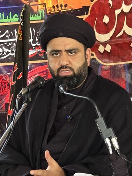 خطیب  کشمیری:  با شجاعت امام سجاد علیه السلام عاشورا به یک جنبش  بیدارگر تبدیل شد