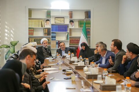 حوزه / برگزاری جلسه شورای فرهنگ عمومی با حضور امام جمعه قز وین