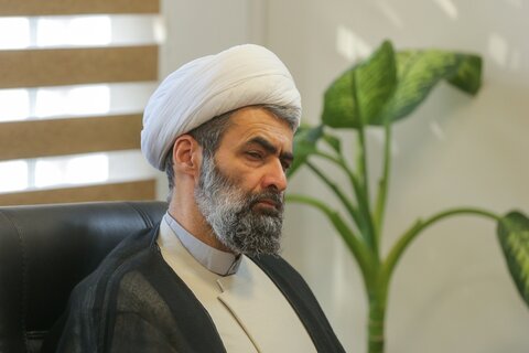 حوزه / برگزاری جلسه شورای فرهنگ عمومی با حضور امام جمعه قز وین