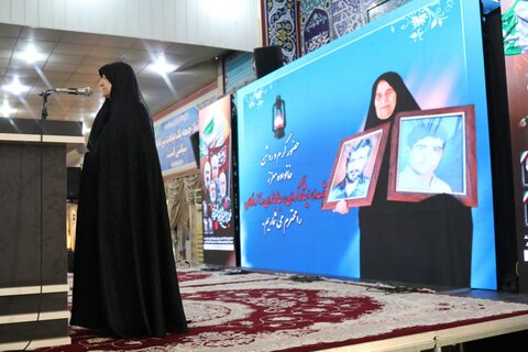 تصاویر/ اجتماع پرشور بانوان زینبی در بوشهر