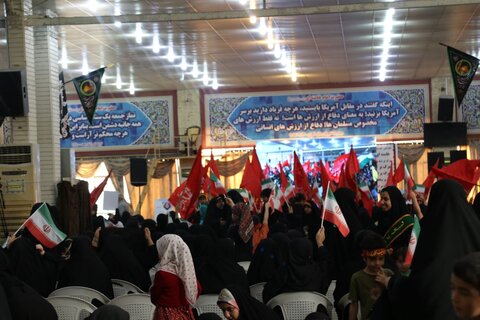 تصاویر/ اجتماع پرشور بانوان زینبی در بوشهر