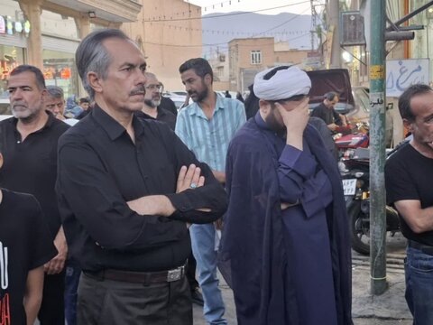 تصاویر/ مراسم سنتی مذهبی زنجیرزنی هیئت سجادیه کاشان