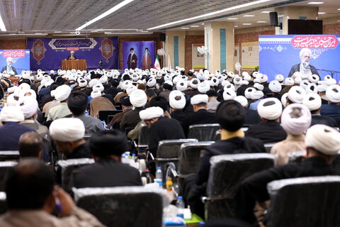 تصاویر/افتتاحیه پنجمین دوره دانش افزایی مدیران مدارس علمیه کشور در مشهد مقدس