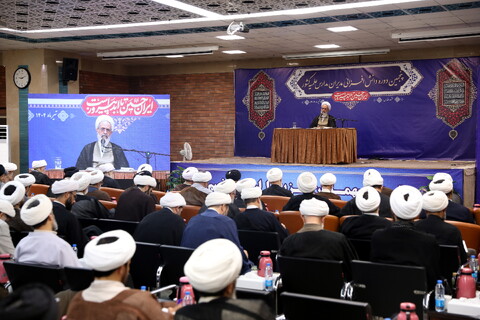 تصاویر/افتتاحیه پنجمین دوره دانش افزایی مدیران مدارس علمیه کشور در مشهد مقدس