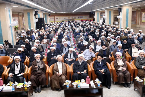 تصاویر/افتتاحیه پنجمین دوره دانش افزایی مدیران مدارس علمیه کشور در مشهد مقدس