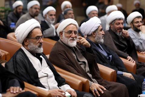 تصاویر/تبیین پیوست احکام معاونت های ستادی حوزه های علمیه توسط آیت الله اعرافی