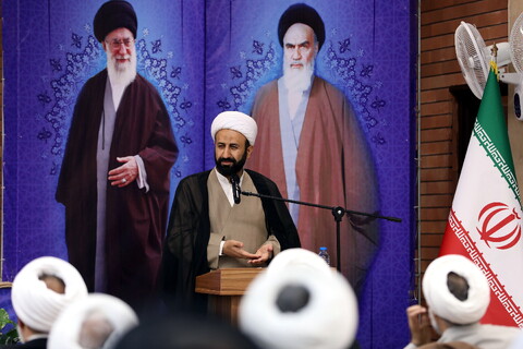 تصاویر/تبیین پیوست احکام معاونت های ستادی حوزه های علمیه توسط آیت الله اعرافی