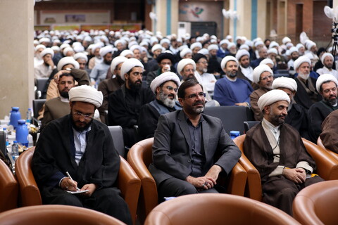 تصاویر/تبیین پیوست احکام معاونت های ستادی حوزه های علمیه توسط آیت الله اعرافی