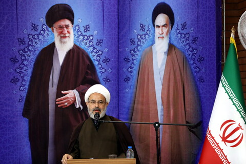 تصاویر/تبیین پیوست احکام معاونت های ستادی حوزه های علمیه توسط آیت الله اعرافی