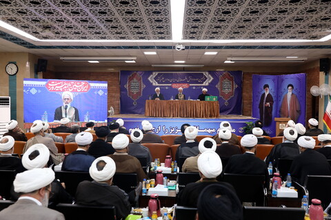 تصاویر/تبیین پیوست احکام معاونت های ستادی حوزه های علمیه توسط آیت الله اعرافی