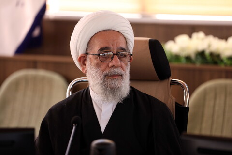 تصاویر/جلسه مدیر حوزه های علمیه به همراه معاونین ستادی با مدیران استانی حوزه های علمیه در مشهد مقدس