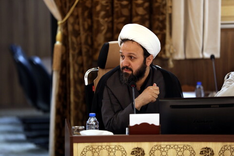 تصاویر/جلسه مدیر حوزه های علمیه به همراه معاونین ستادی با مدیران استانی حوزه های علمیه در مشهد مقدس