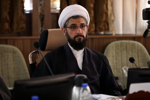 تصاویر/جلسه مدیر حوزه های علمیه به همراه معاونین ستادی با مدیران استانی حوزه های علمیه در مشهد مقدس