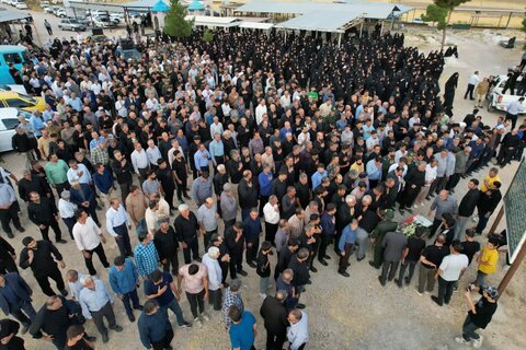 تصاویری از تشییع و خاکسپاری پیکر شهید سید اسدالله طاهری در خرم آباد