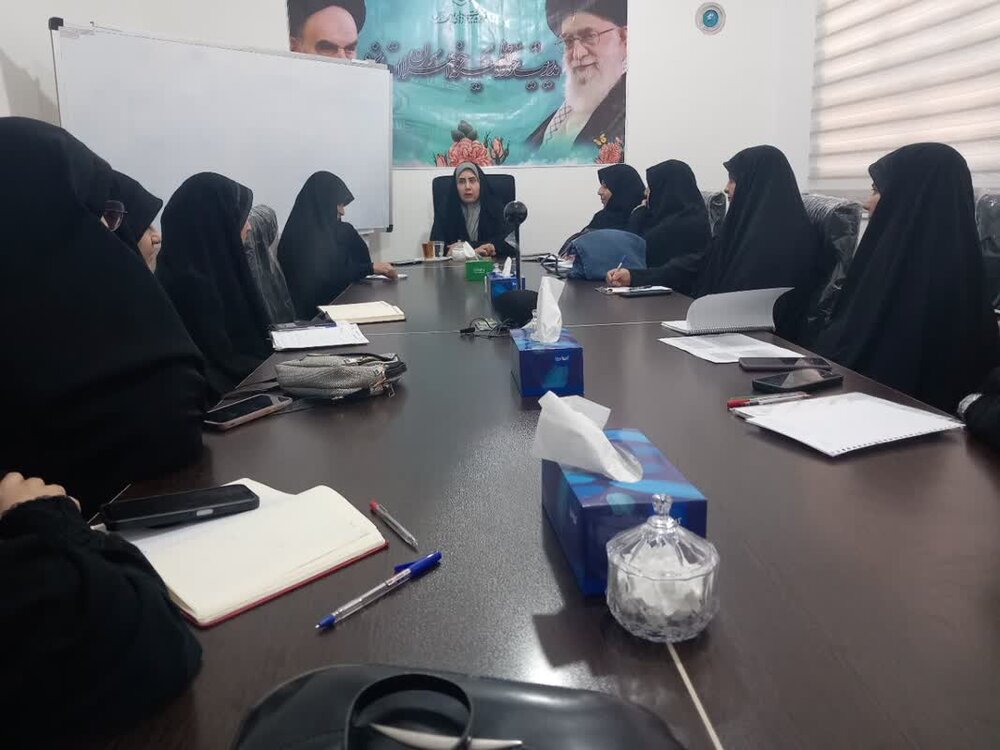 کارگاه آموزشی «روش تحقیق پیمایشی» ویژه طلاب یزدی برگزار شد