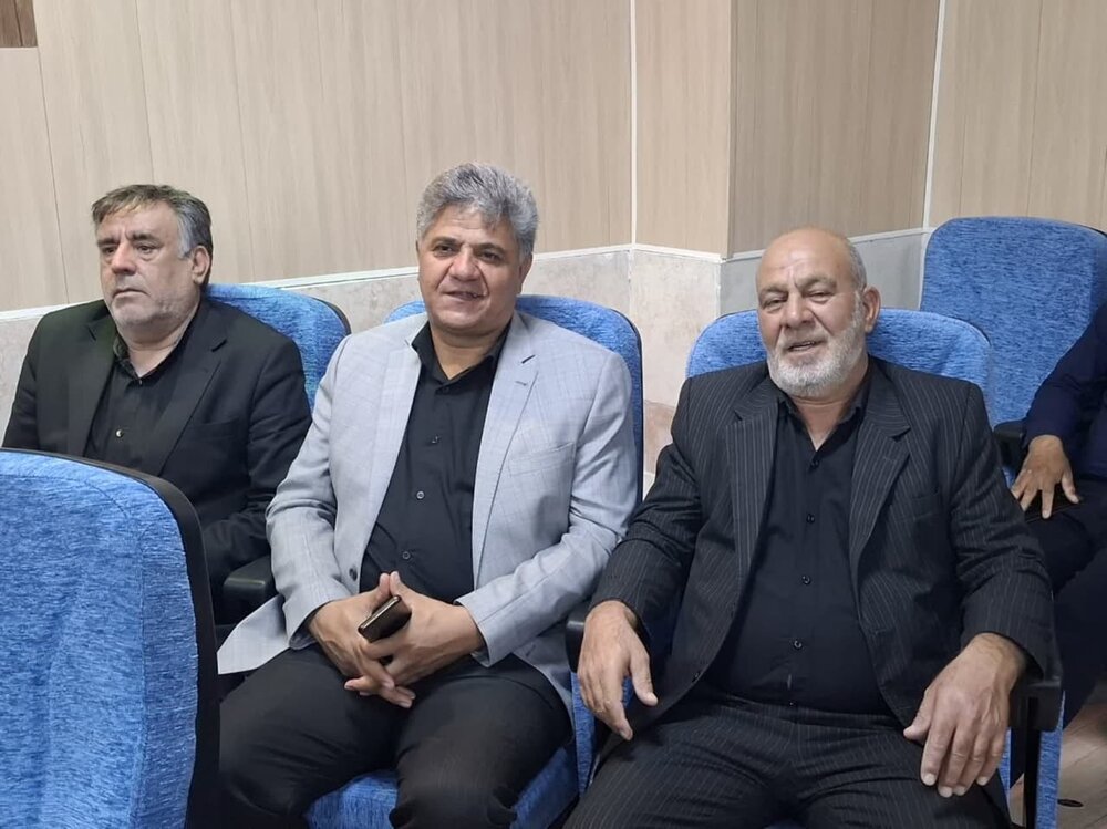 آیین گرامیداشت شهدای اقتدار دانشگاه آزاد اسلامی جوشقان قالی کاشان برگزار شد +عکس