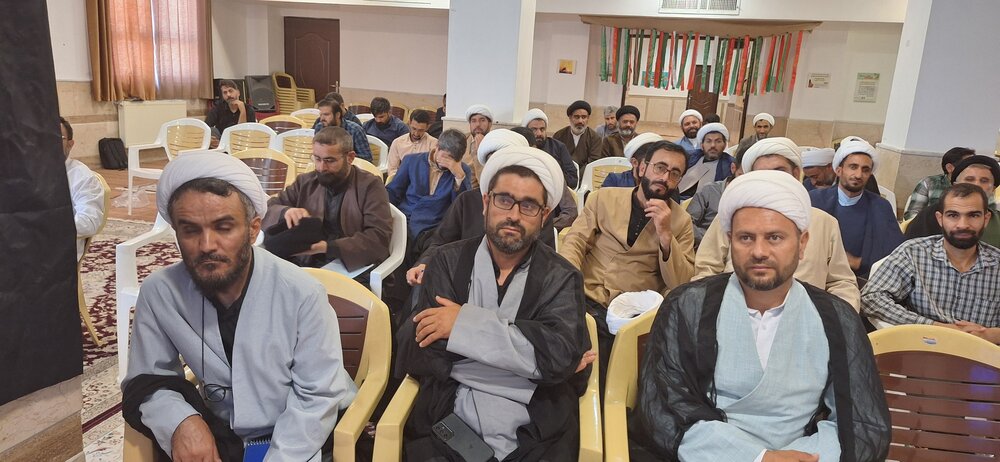 برگزاری دوره چهار روزه هوش مصنوعی ویژه طلاب و اساتید در کهگیلویه و بویراحمد