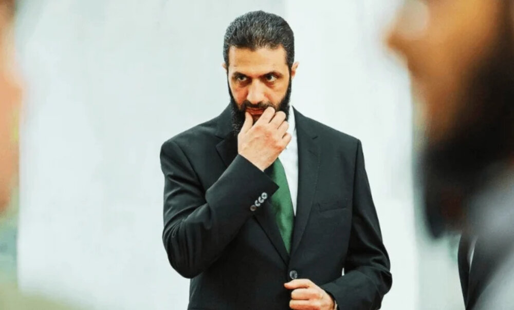 "يديعوت أحرونوت": أحمد الشرع نجا من 3 محاولات اغتيال منذ تسلّمه السلطة