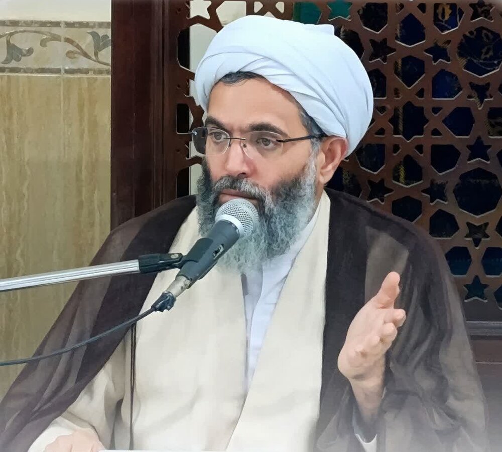 دشمن به اقتدار رهبر معظم انقلاب اعتراف کرده است