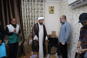 تصاویر/ روضه شهدایی در منزل شهید مدافع وطن سرهنگ پاسدار سعید آذربادگان