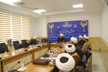 تصاویر/ همایش نخبگانی یاران حبیب "تبیین نقش فعالین تبلیغی اربعین حسینی (ع)" در قم