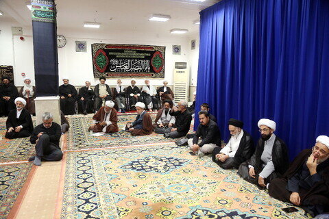 Imágenes: Ceremonia de luto por el martirio del Imam Sayyad (P) en las residencias de los grandes ayatolás