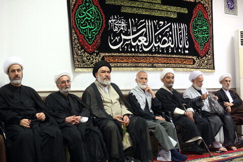 Imágenes: Ceremonia de luto por el martirio del Imam Sayyad (P) en las residencias de los grandes ayatolás