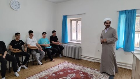 تصاویر/ اردوی علمی و تفریحی مدرسه علمیه امام خمینی (ره) ماکو