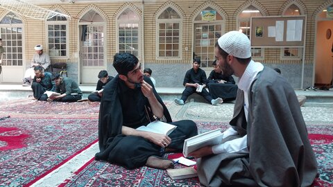 تصاویر/ حفظ قرآن کریم در مدرسه علمیه رسول اکرم صلی‌الله‌علیه‌وآله و سلم شهر مریانج