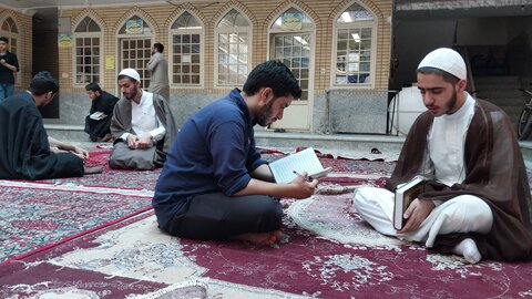 تصاویر/ حفظ قرآن کریم در مدرسه علمیه رسول اکرم صلی‌الله‌علیه‌وآله و سلم شهر مریانج