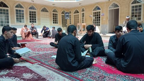 تصاویر/ حفظ قرآن کریم در مدرسه علمیه رسول اکرم صلی‌الله‌علیه‌وآله و سلم شهر مریانج