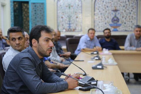 تصاویر/ دیدار بازاریان با امام جمعه شهرکرد