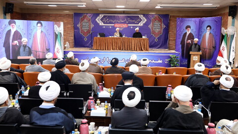 تصاویر/ گفتگوی صمیمی آیت الله اعرافی با مدیران مدارس علمیه و معاونین ستادی