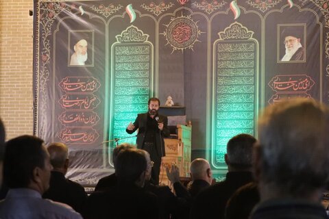 تصاویر/ مراسم عزاداری اباعبدلله در مسجد امام خمینی(ره) کرمان