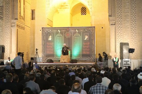 تصاویر/ مراسم عزاداری اباعبدلله در مسجد امام خمینی(ره) کرمان