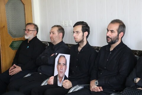 تصاویر/ دیدار جمعی از خانواده های اهدا کننده عضو با امام جمعه اردبیل
