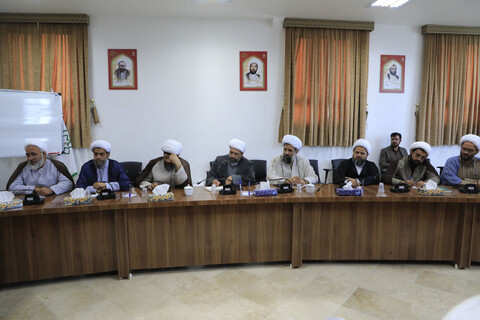 تصاویر| گردهمائی ائمه جمعه استان با حضور نماینده ولی فقیه در خراسان جنوبی