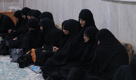 تصاویر/دیدار مسئولین هیئات و ائمه جماعات مساجد شهر اراک با نماینده ولی فقیه در استان مرکزی