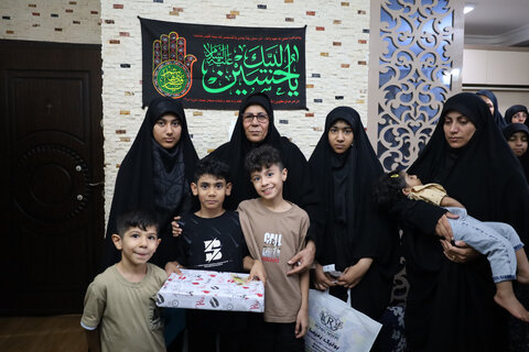 تصاویر| روضه شهدایی در منزل شهید مدافع وطن سرهنگ پاسدار سعید آذربادگان