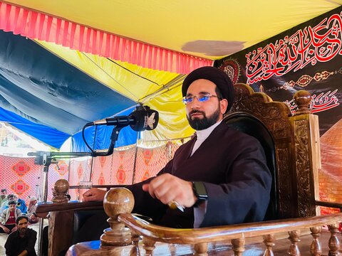 وادی کشمیر میں امام زین العابدینؑ کی شہادت کی مناسبت پر مجالس عزاء، ہزاروں عزاداروں کی شرکت